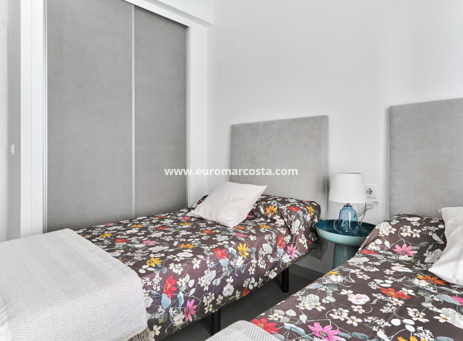 Nueva construcción  - high-bungalow - Torrevieja - TORREVIEJA