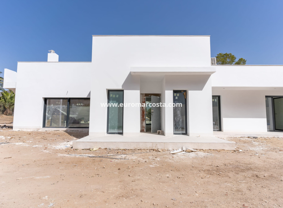 Neubauten - detached - Orihuela Costa