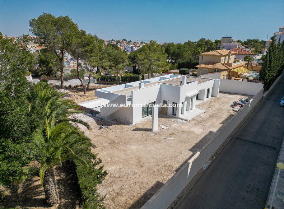 Neubauten - detached - Orihuela Costa