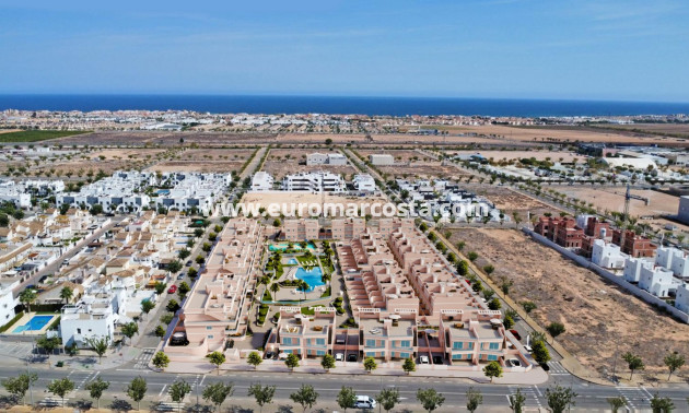 Nueva construcción  - terraced - Pilar de la Horadada