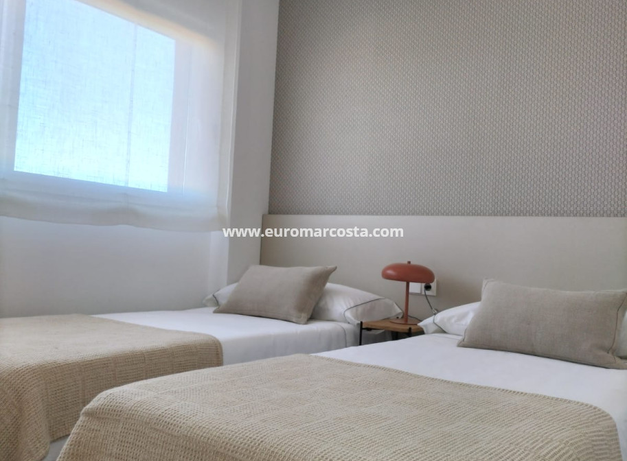 Nueva construcción  - high-bungalow - Orihuela Costa