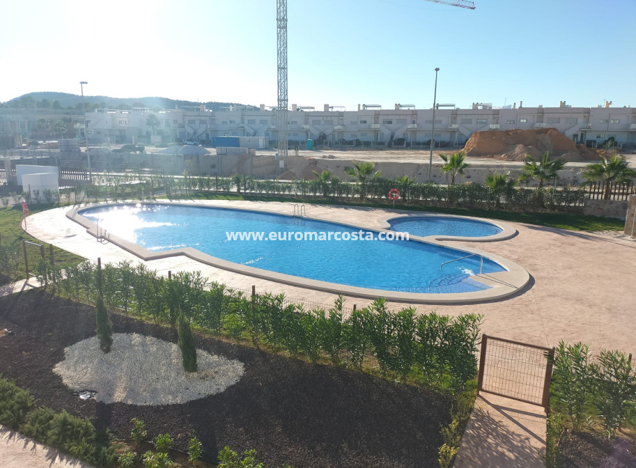 Nueva construcción  - high-bungalow - Orihuela Costa