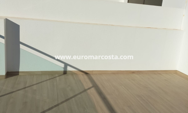 Nueva construcción  - high-bungalow - Orihuela Costa