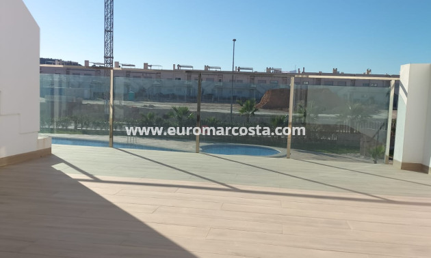Nueva construcción  - high-bungalow - Orihuela Costa