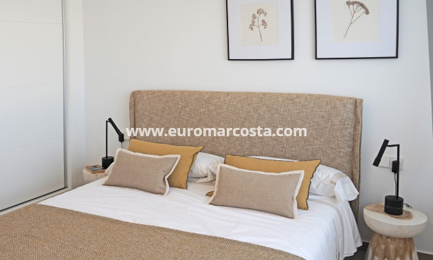 Nueva construcción  - high-bungalow - Orihuela Costa
