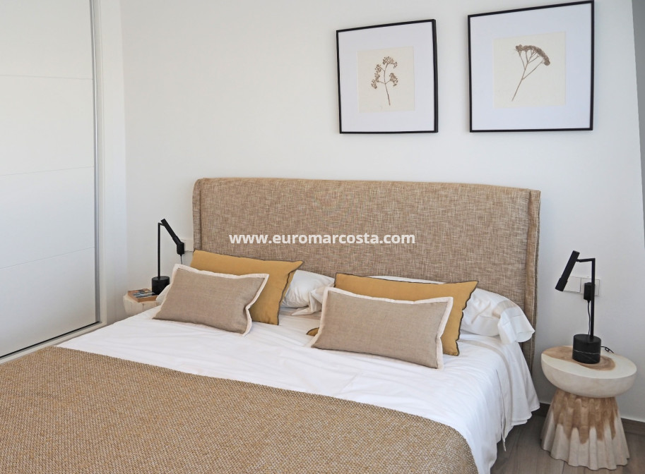 Nueva construcción  - high-bungalow - Orihuela Costa