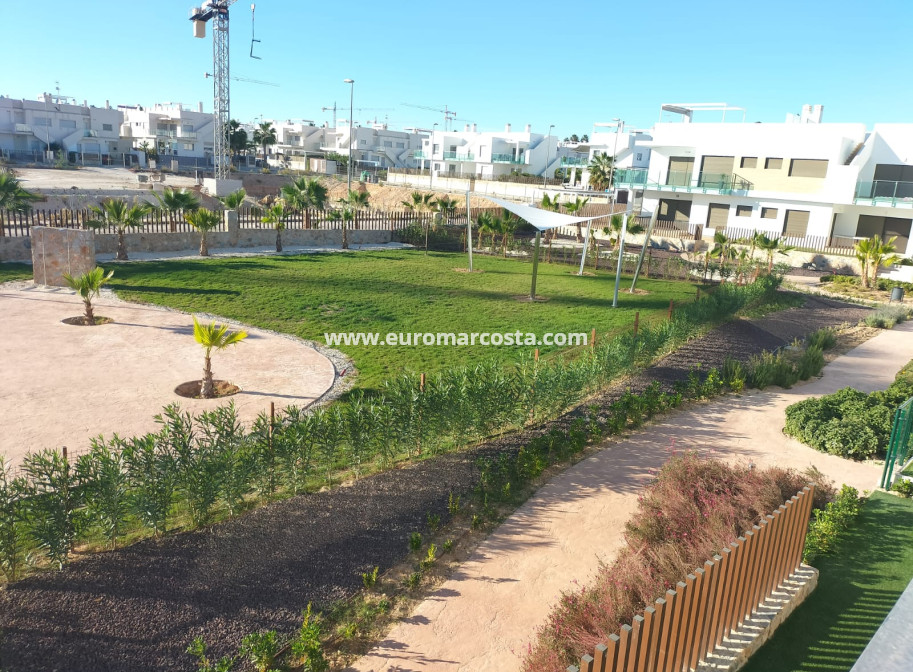 Nueva construcción  - high-bungalow - Orihuela Costa