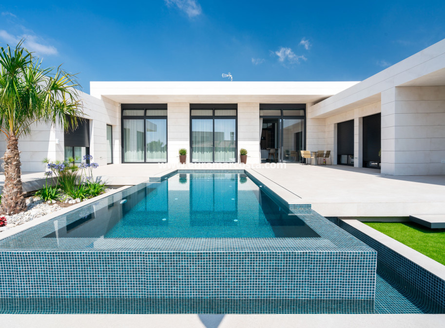 New Build - detached - Molina de Segura