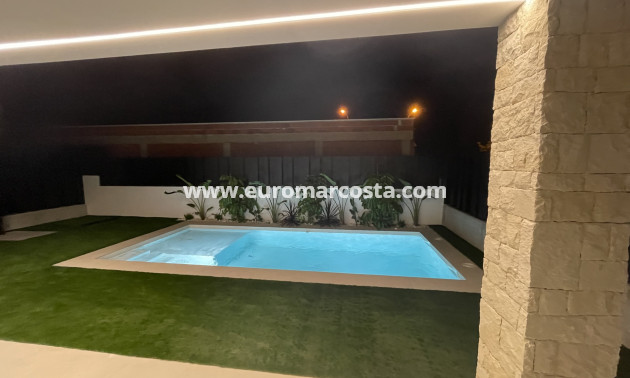 New Build - detached - Molina de Segura