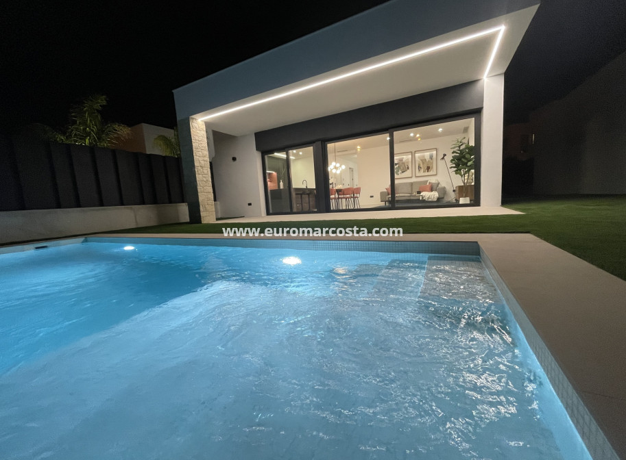New Build - detached - Molina de Segura
