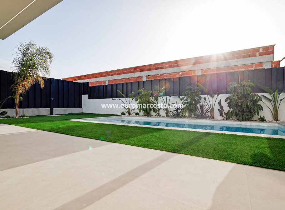 New Build - detached - Molina de Segura