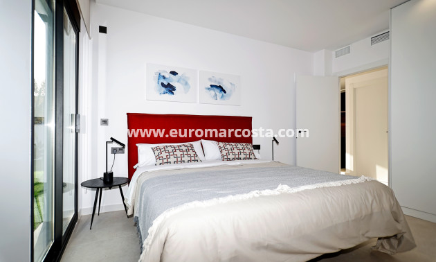 New Build - detached - Molina de Segura