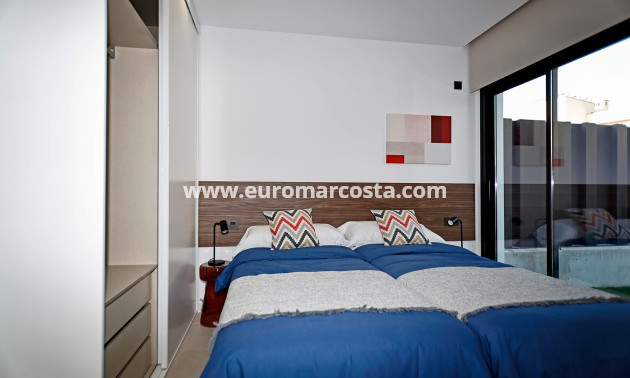 New Build - detached - Molina de Segura