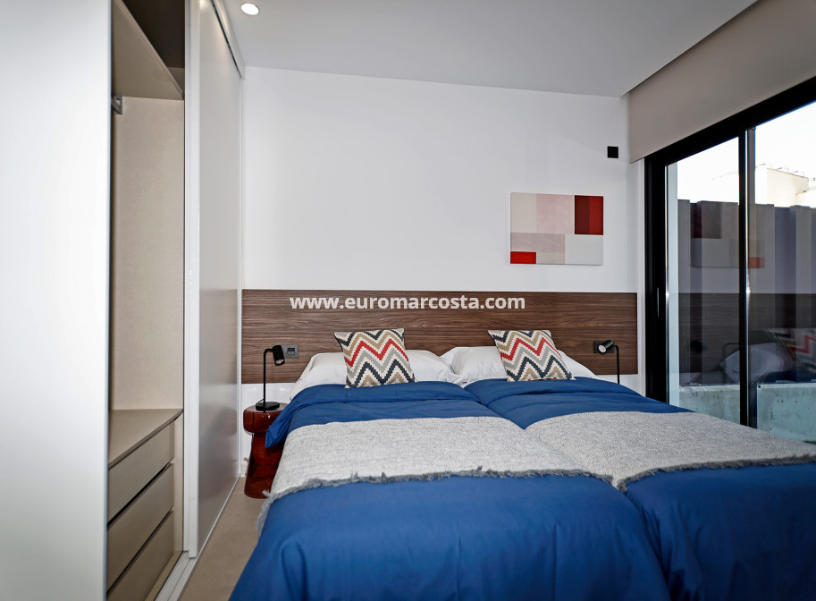 New Build - detached - Molina de Segura