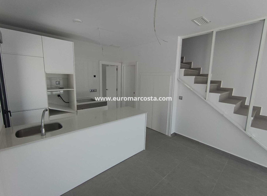 Neubauten - detached - Daya Nueva