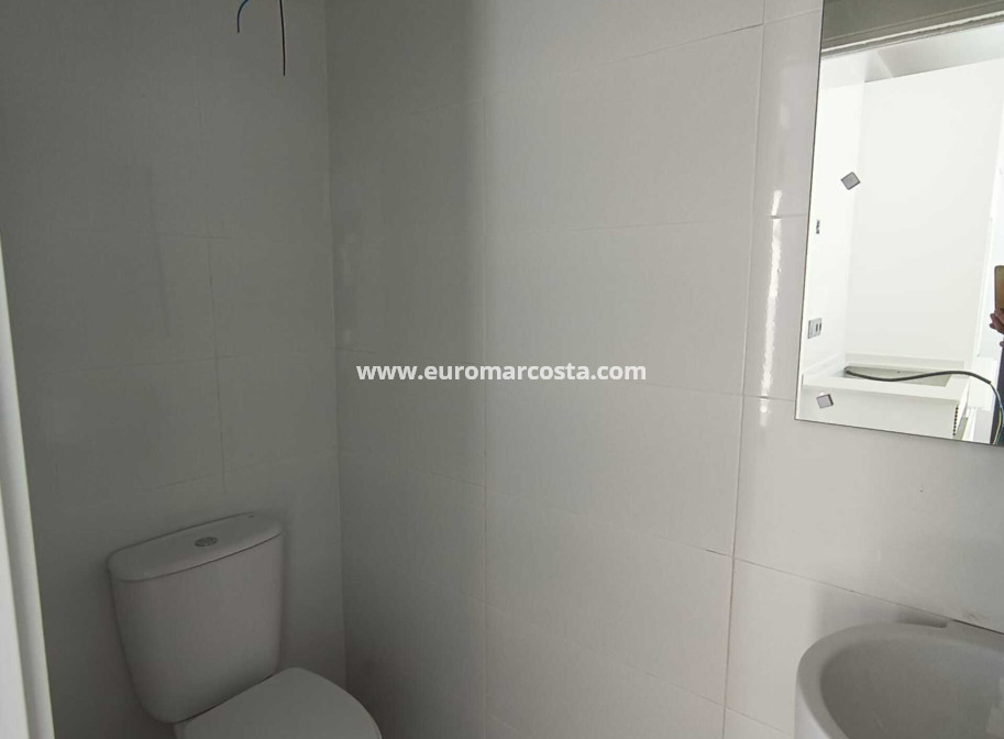 Neubauten - detached - Daya Nueva