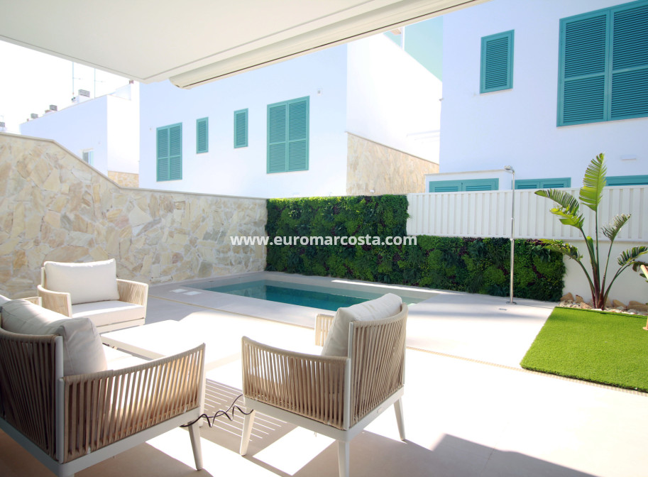 Nueva construcción  - low-bungalow - Pilar de la Horadada