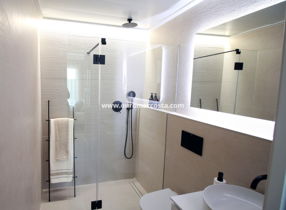 Nueva construcción  - low-bungalow - Pilar de la Horadada