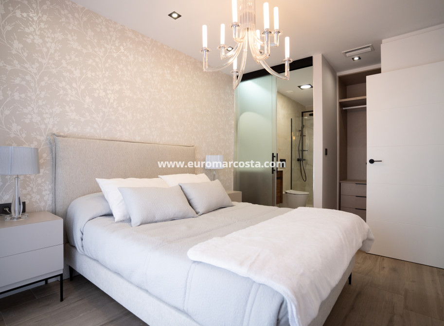 New Build - terraced - Torrevieja - TORREVIEJA