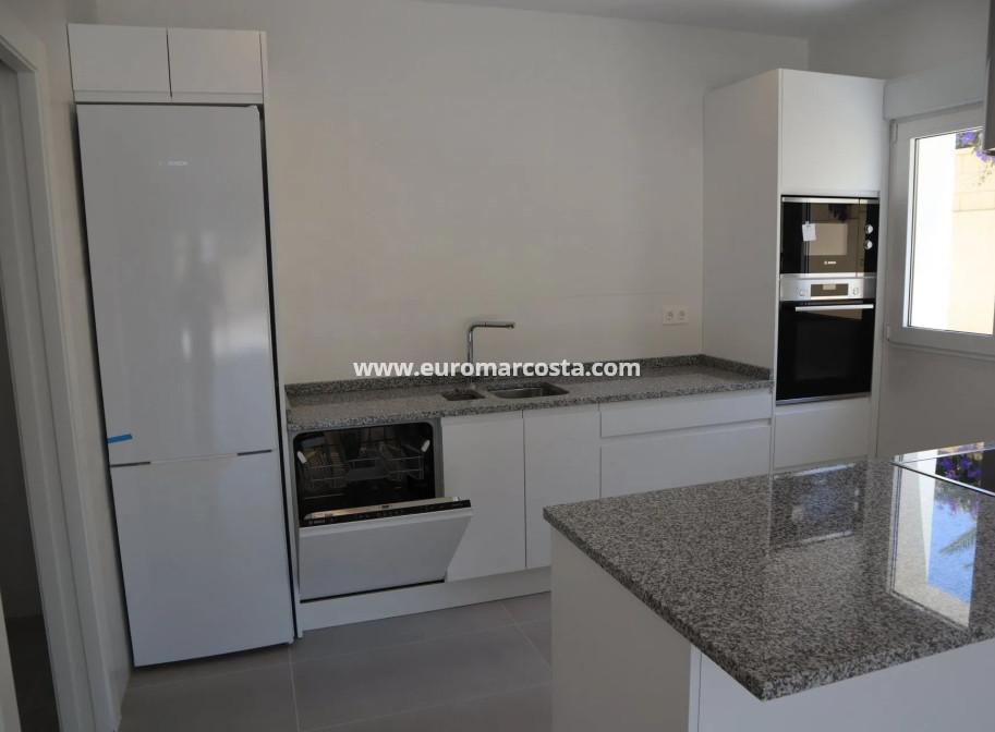 New Build - detached - La Romana