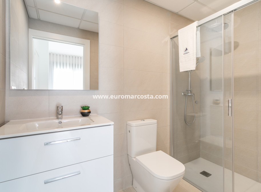 Nueva construcción  - Apartamento / piso - Torrevieja - TORREVIEJA