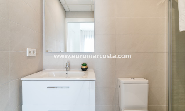 Nueva construcción  - Apartamento / piso - Torrevieja - TORREVIEJA