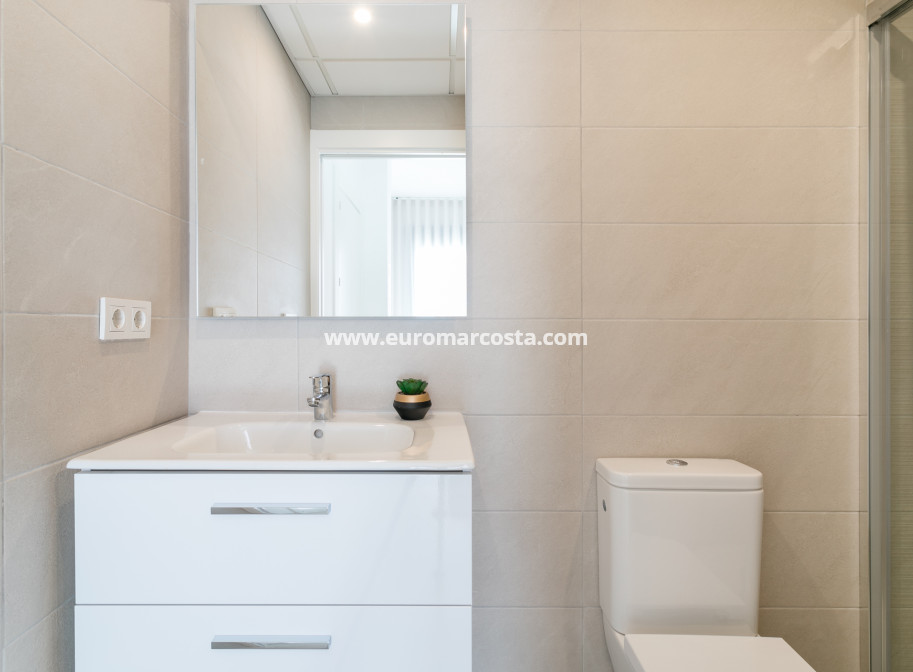 Nueva construcción  - Apartamento / piso - Torrevieja - TORREVIEJA