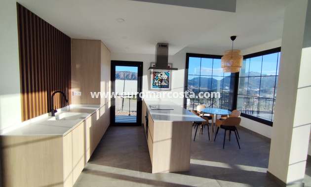 New Build - Quad - Polop