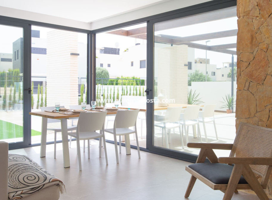 Nueva construcción  - Villa - Orihuela Costa