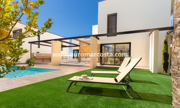 Nueva construcción  - Villa - Orihuela Costa