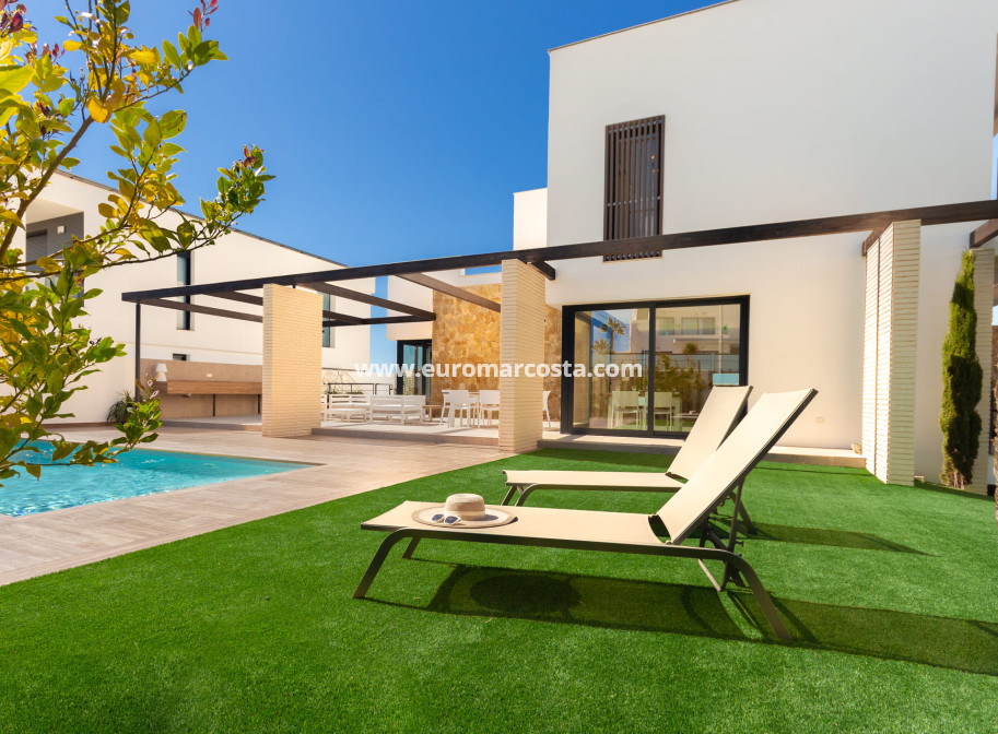 Nueva construcción  - Villa - Orihuela Costa