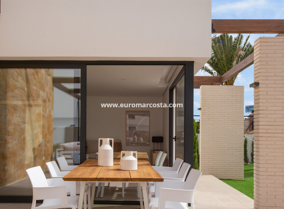 Nueva construcción  - Villa - Orihuela Costa