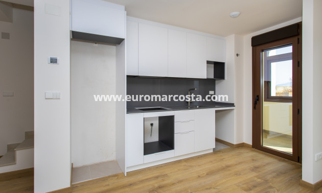 New Build - low-bungalow - La Canalosa - Alicante