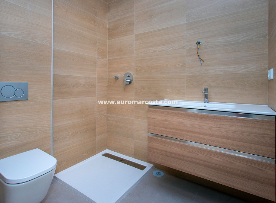 New Build - low-bungalow - La Canalosa - Alicante