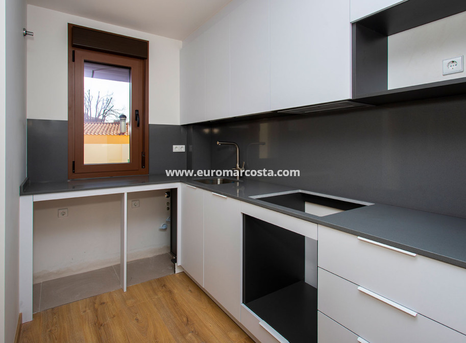 New Build - low-bungalow - La Canalosa - Alicante