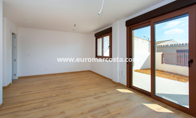 New Build - low-bungalow - La Canalosa - Alicante