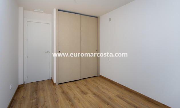 New Build - low-bungalow - La Canalosa - Alicante