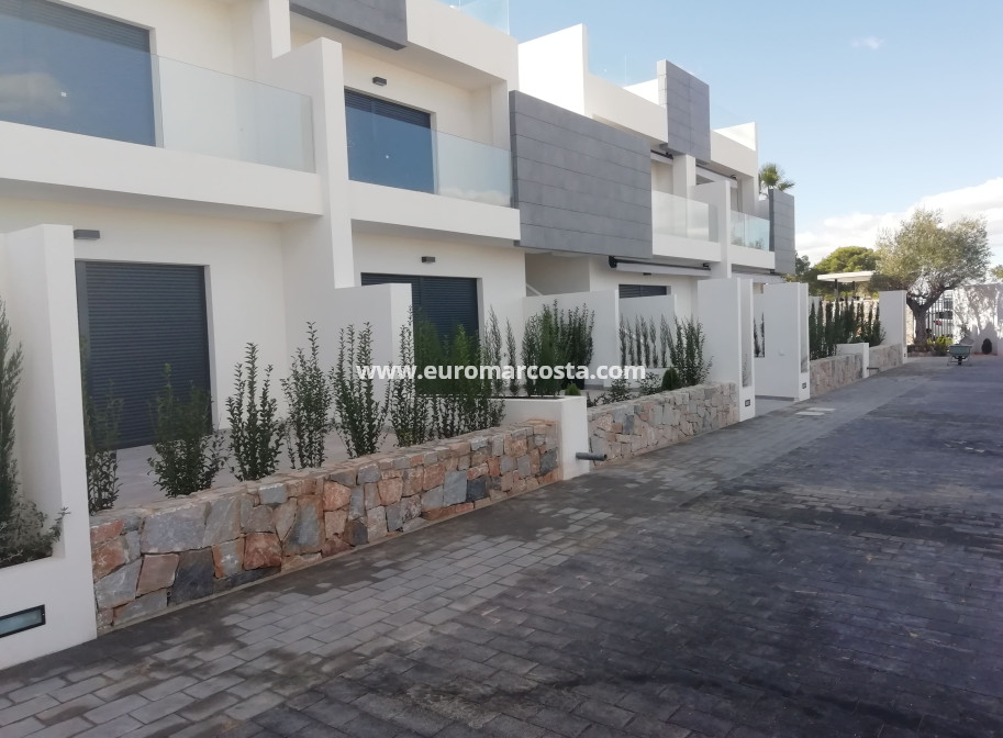 Nueva construcción  - low-bungalow - Torrevieja - TORREVIEJA