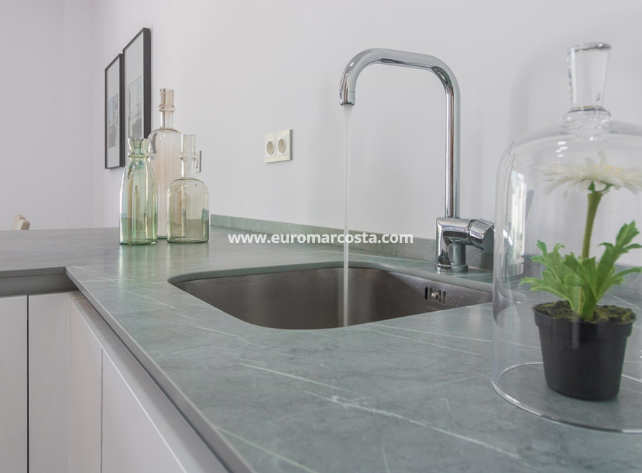 Nueva construcción  - low-bungalow - Torrevieja - TORREVIEJA