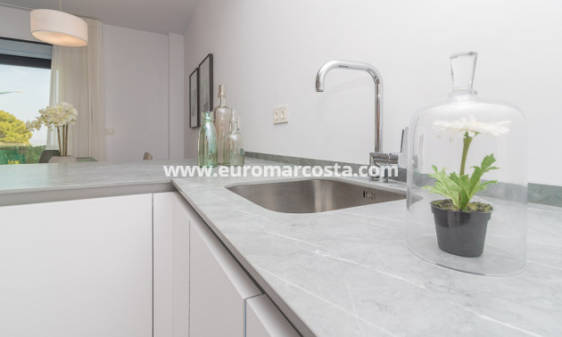 Nueva construcción  - low-bungalow - Torrevieja - TORREVIEJA
