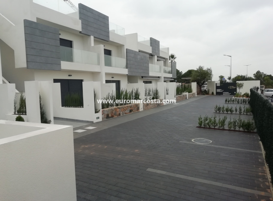 Nueva construcción  - low-bungalow - Torrevieja - TORREVIEJA