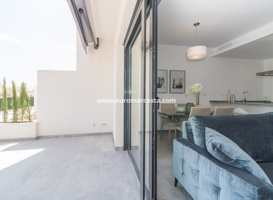 Nueva construcción  - low-bungalow - Torrevieja - TORREVIEJA