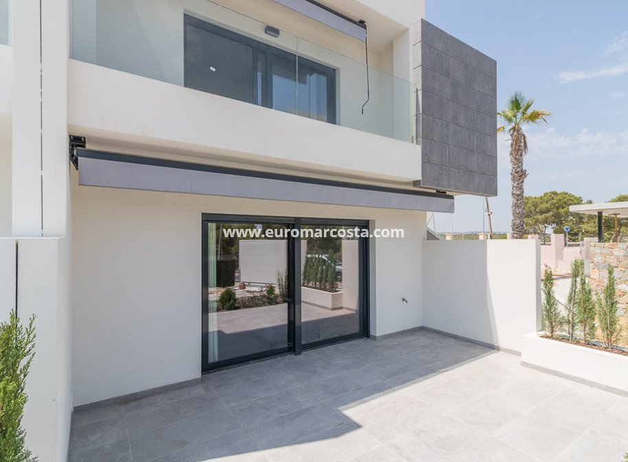 Nueva construcción  - low-bungalow - Torrevieja - TORREVIEJA