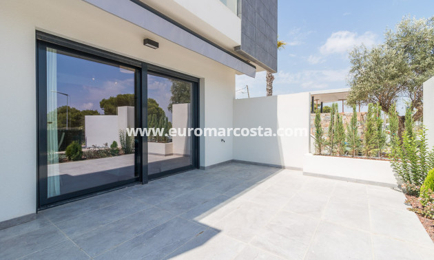 Nueva construcción  - low-bungalow - Torrevieja - TORREVIEJA
