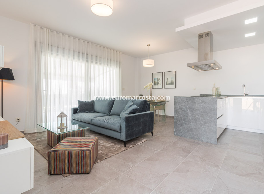 Nueva construcción  - low-bungalow - Torrevieja - TORREVIEJA