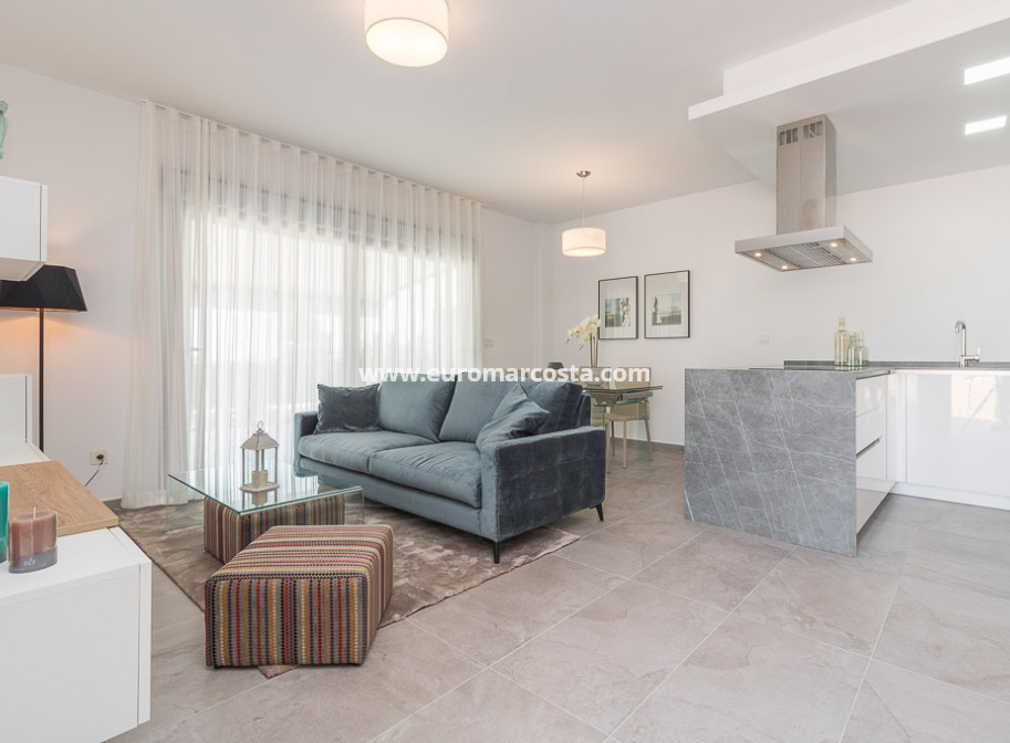 Nueva construcción  - low-bungalow - Torrevieja - TORREVIEJA
