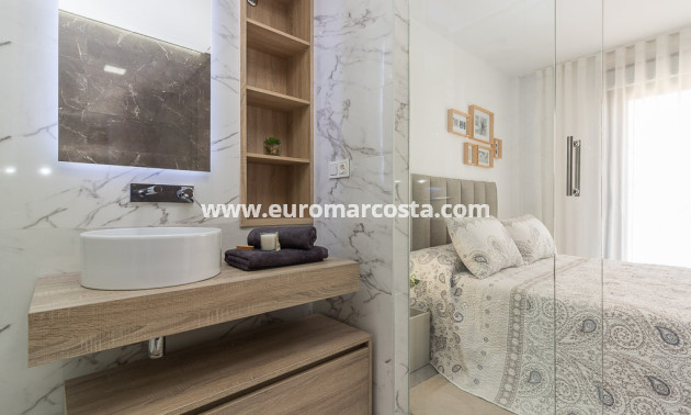 Nueva construcción  - low-bungalow - Torrevieja - TORREVIEJA