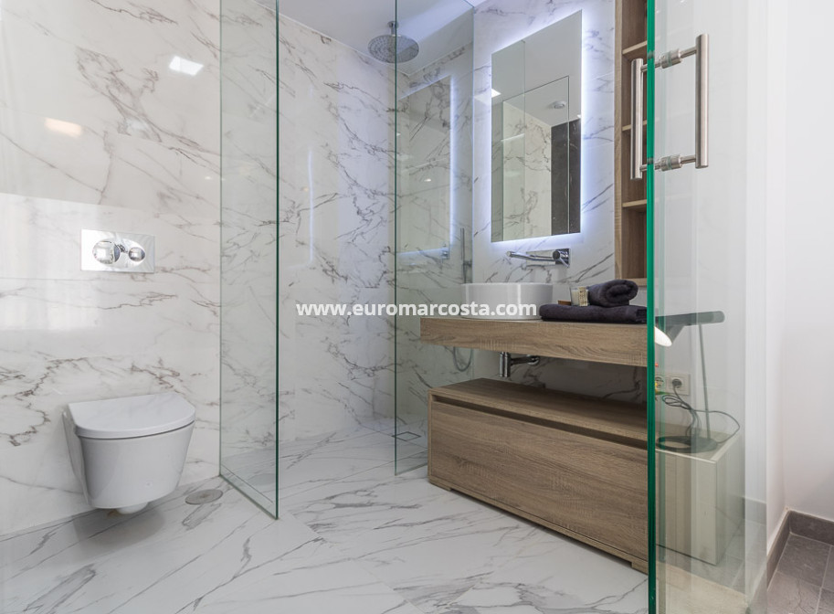 Nueva construcción  - low-bungalow - Torrevieja - TORREVIEJA