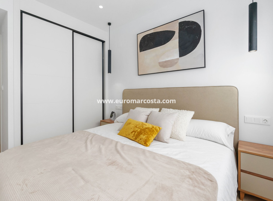 Nueva construcción  - low-bungalow - Torrevieja - TORREVIEJA