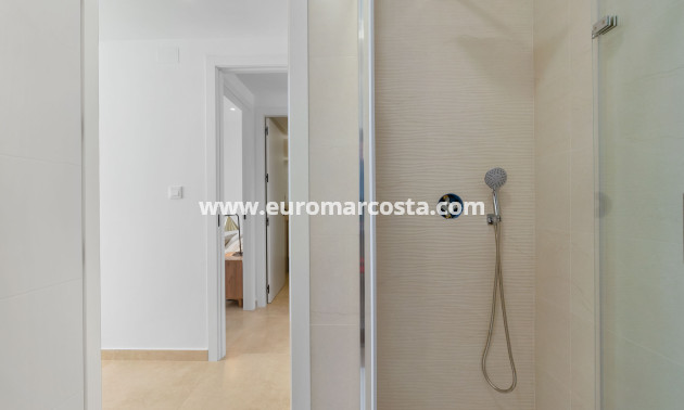 Nueva construcción  - low-bungalow - Torrevieja - TORREVIEJA